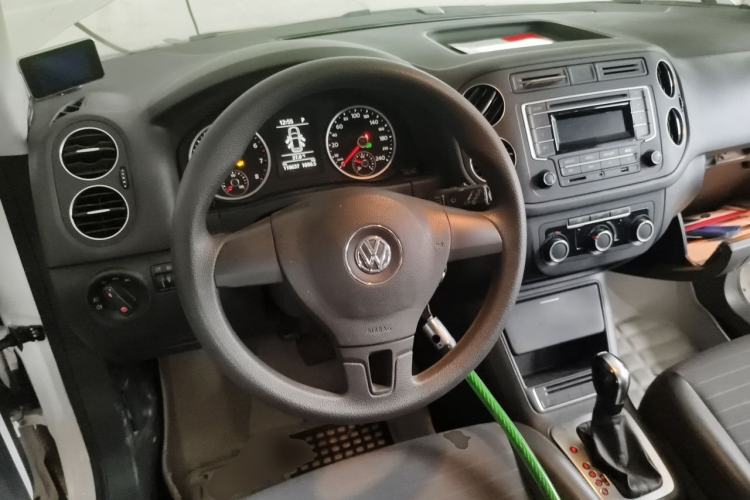 Used Volkswagen Tiguan 2015 1.8TSI Automatic Two-Wheel Drive Trend Edition Steering Wheel