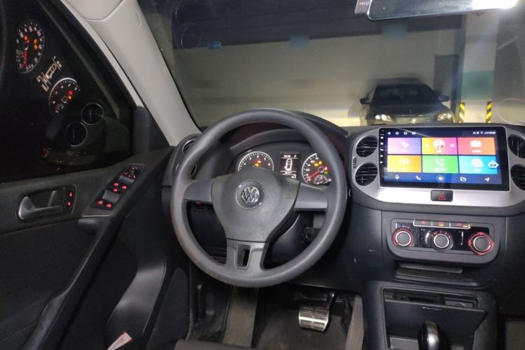 Used Volkswagen Tiguan 2015 1.8TSI Automatic Two-Wheel Drive Trend Edition Steering Wheel