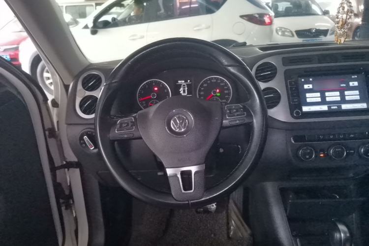 Used Volkswagen Tiguan 2015 1.8TSI Automatic Two-Wheel Drive Comfort Edition Steering Wheel