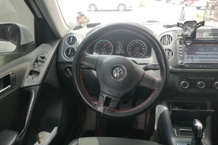 Used Volkswagen Tiguan 2015 1.8TSI Automatic Two-Wheel Drive Trend Edition Steering Wheel
