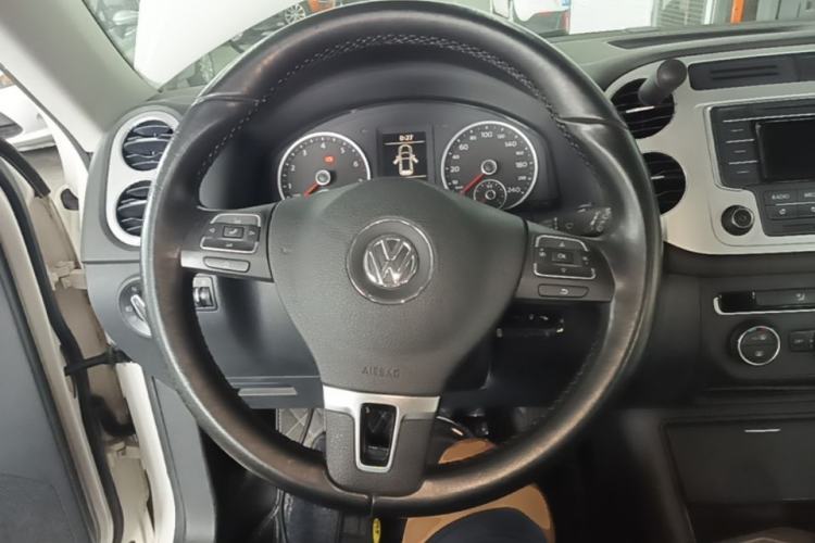Used Volkswagen Tiguan 2015 1.8TSI Automatic Two-Wheel Drive Comfort Edition Steering Wheel