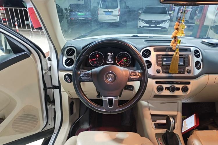 Used Volkswagen Tiguan 2015 1.8TSI Automatic Two-Wheel Drive Comfort Edition Steering Wheel
