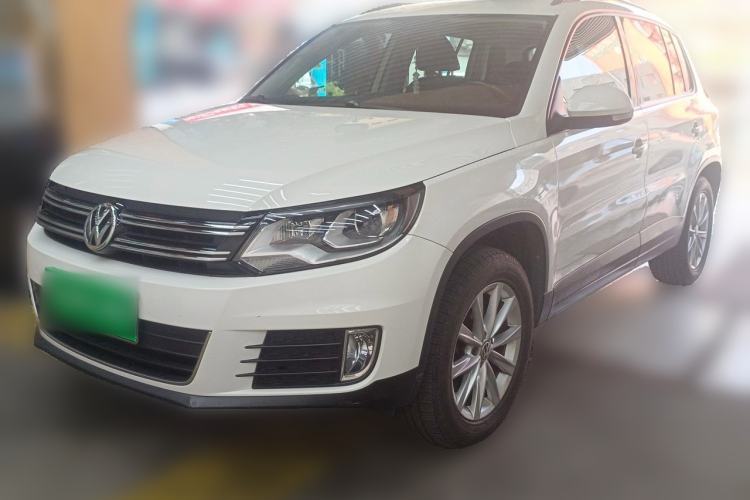 Used Volkswagen Tiguan 2015 1.8TSI Automatic Two-Wheel Drive Comfort Edition Guazi used car, China used car export, Used car for sale, Used  cars, Cheapest cars for sale