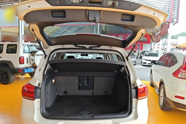 Used Volkswagen Tiguan 2015 1.8TSI Automatic Two-Wheel Drive Trend Edition Trunk