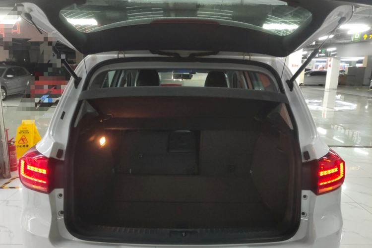 Used Volkswagen Tiguan 2015 1.8TSI Automatic Two-Wheel Drive Trend Edition Trunk