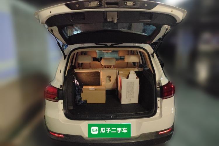 Used Volkswagen Tiguan 2015 1.8TSI Automatic Two-Wheel Drive Comfort Edition Trunk