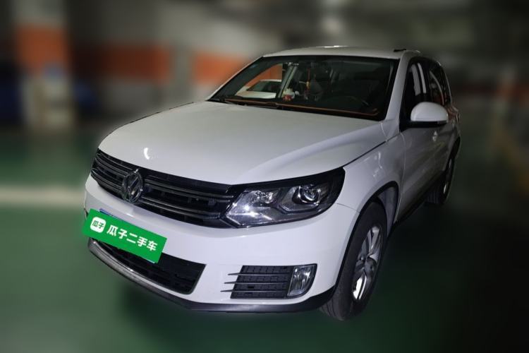 Used Volkswagen Tiguan 2015 1.8TSI Automatic Two-Wheel Drive Trend Edition Guazi used car, China used car export, Used car for sale, Used  cars, Cheapest cars for sale