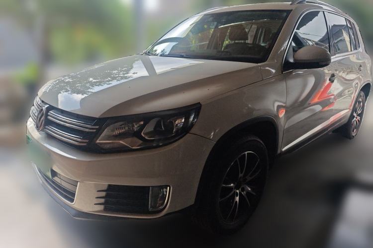 Used Volkswagen Tiguan 2015 1.8TSI Automatic Two-Wheel Drive Luxury Model Guazi used car, China used car export, Used car for sale, Used  cars, Cheapest cars for sale