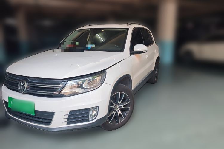 Used Volkswagen Tiguan 2015 1.8TSI Automatic Two-Wheel Drive Luxury Model Guazi used car, China used car export, Used car for sale, Used  cars, Cheapest cars for sale