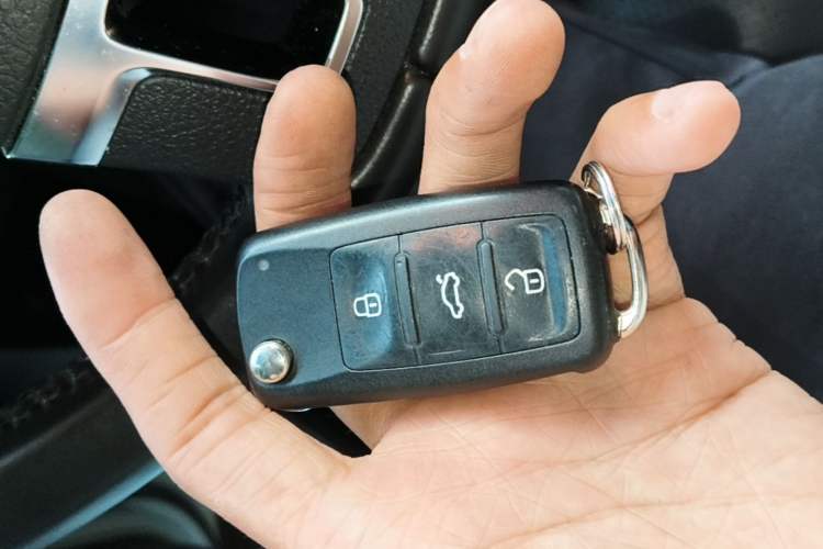 Used Volkswagen Tiguan 2015 1.8TSI Automatic Two-Wheel Drive Luxury Model Vehicle Key