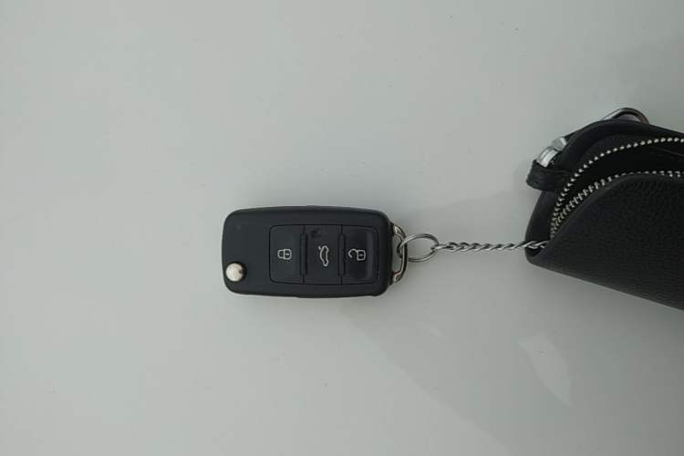 Used Volkswagen Tiguan 2015 1.8TSI Automatic Two-Wheel Drive Luxury Model Vehicle Key