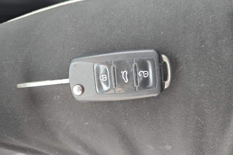 Used Volkswagen Tiguan 2015 1.8TSI Automatic Two-Wheel Drive Comfort Edition Vehicle Key