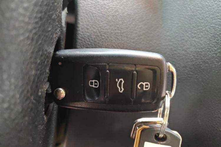 Used Volkswagen Tiguan 2015 1.8TSI Automatic Two-Wheel Drive Comfort Edition Vehicle Key