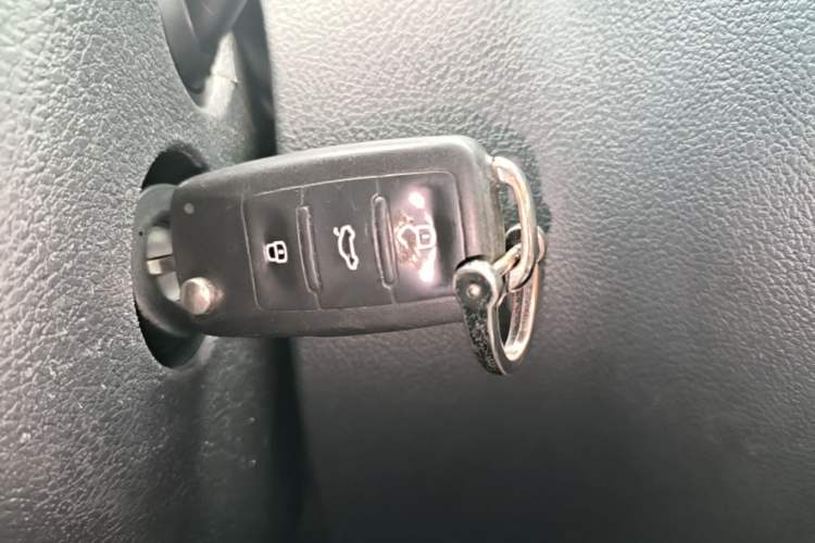 Used Volkswagen Tiguan 2015 1.8TSI Automatic Two-Wheel Drive Comfort Edition Vehicle Key