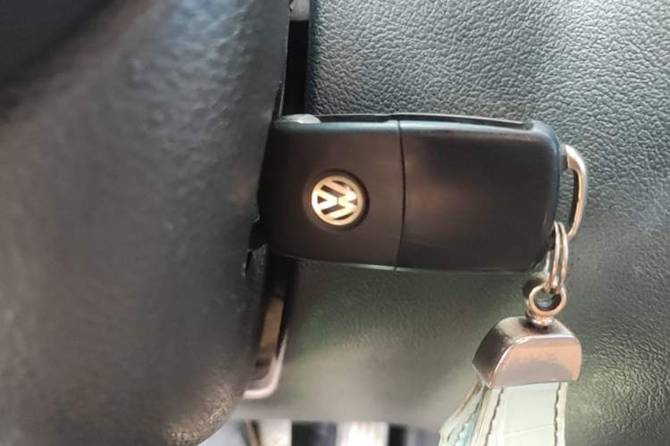 Used Volkswagen Tiguan 2015 1.8TSI Automatic All-Wheel Drive Style Vision Edition Vehicle Key