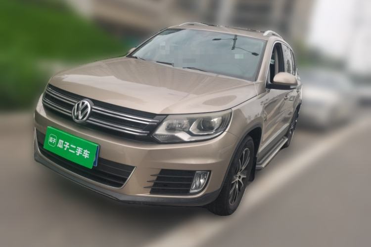 Used Volkswagen Tiguan 2015 1.8TSI Automatic All-Wheel-Drive Luxury Model Guazi used car, China used car export, Used car for sale, Used cars, Cheapest cars for sale