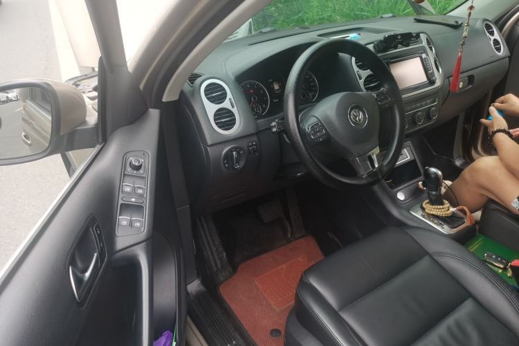 Used Volkswagen Tiguan 2015 1.8TSI Automatic All-Wheel-Drive Luxury Model Driver Seat