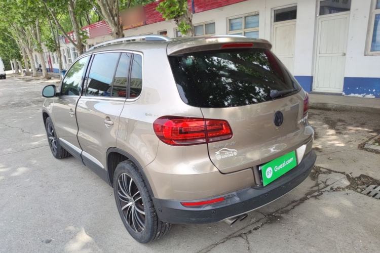 Used Volkswagen Tiguan 2015 2.0 TSI Automatic All-Wheel Drive Flagship Edition Exterior 2