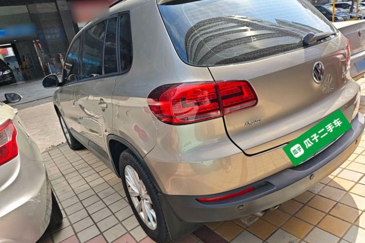Used Volkswagen Tiguan 2015 1.8TSI Automatic Two-Wheel Drive Comfort Edition Exterior 2