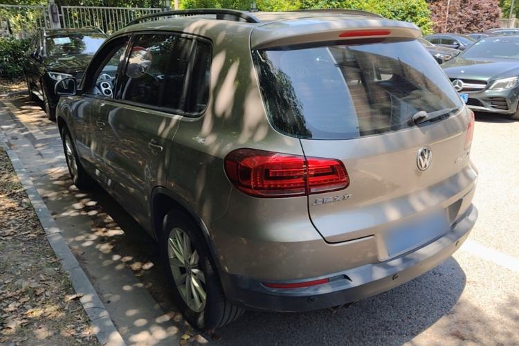 Used Volkswagen Tiguan 2015 1.8TSI Automatic Two-Wheel Drive Comfort Edition Exterior 3