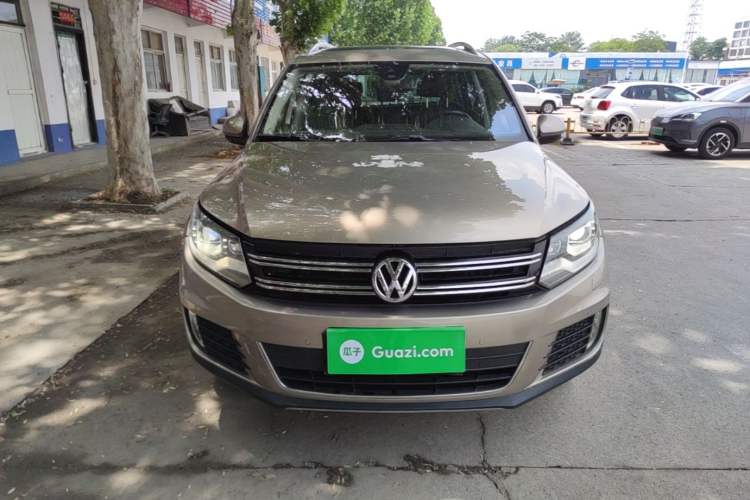 Used Volkswagen Tiguan 2015 2.0 TSI Automatic All-Wheel Drive Flagship Edition Front