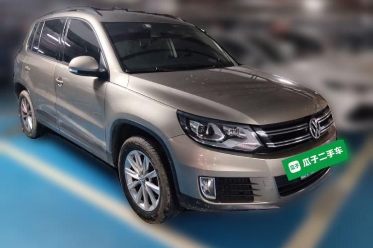 Used Volkswagen Tiguan 2015 1.8TSI Automatic Two-Wheel Drive Comfort Edition Front Right 45 Deg