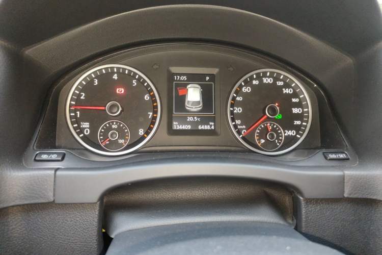 Used Volkswagen Tiguan 2015 1.8TSI Automatic Two-Wheel Drive Luxury Model Instrument Cluster