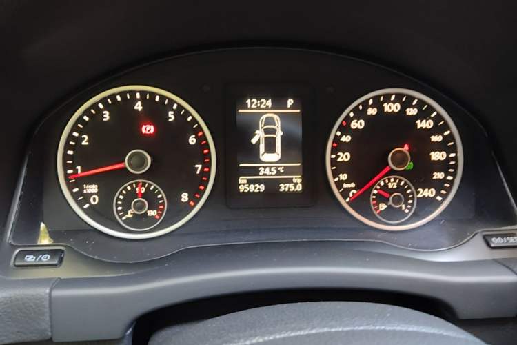Used Volkswagen Tiguan 2015 1.8TSI Automatic Two-Wheel Drive Comfort Edition Instrument Cluster