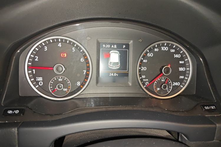 Used Volkswagen Tiguan 2015 1.8TSI Automatic Two-Wheel Drive Luxury Model Instrument Cluster