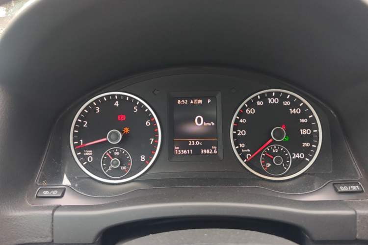 Used Volkswagen Tiguan 2015 1.8TSI Automatic Two-Wheel Drive Luxury Model Instrument Cluster