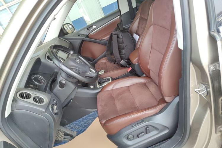 Used Volkswagen Tiguan 2015 2.0 TSI Automatic All-Wheel Drive Flagship Edition Left Front Seat