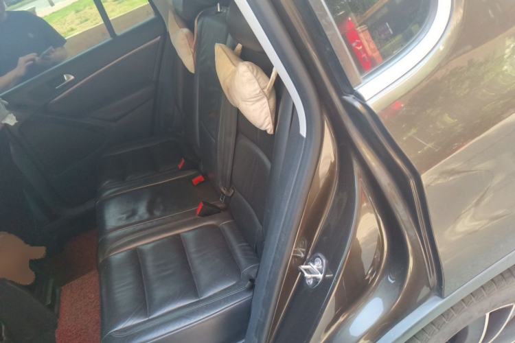 Used Volkswagen Tiguan 2015 1.8TSI Automatic All-Wheel-Drive Luxury Model Left Rear Seat