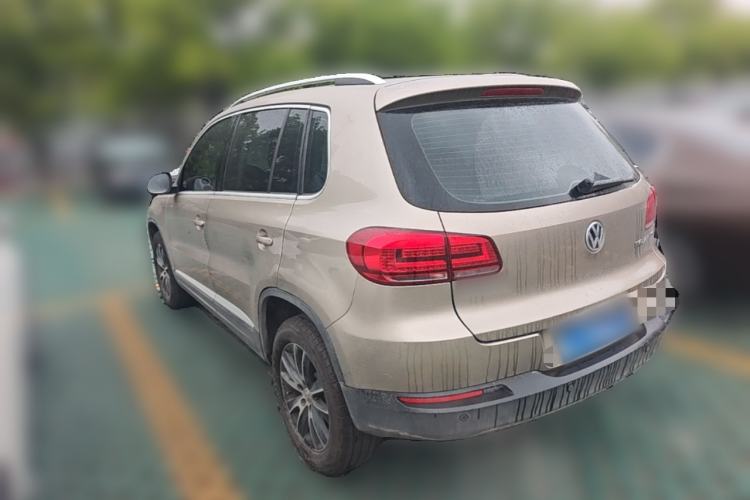 Used Volkswagen Tiguan 2015 1.8TSI Automatic Two-Wheel Drive Luxury Model Rear Left 45 Deg