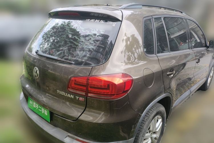Used Volkswagen Tiguan 2015 1.8TSI Manual Two-Wheel Drive Fashion Edition Rear Right 45 Deg