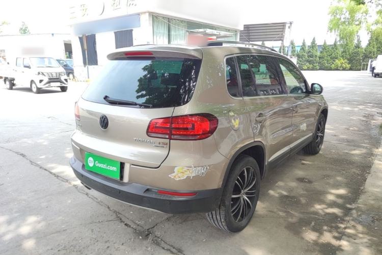 Used Volkswagen Tiguan 2015 2.0 TSI Automatic All-Wheel Drive Flagship Edition Rear Right 45 Deg