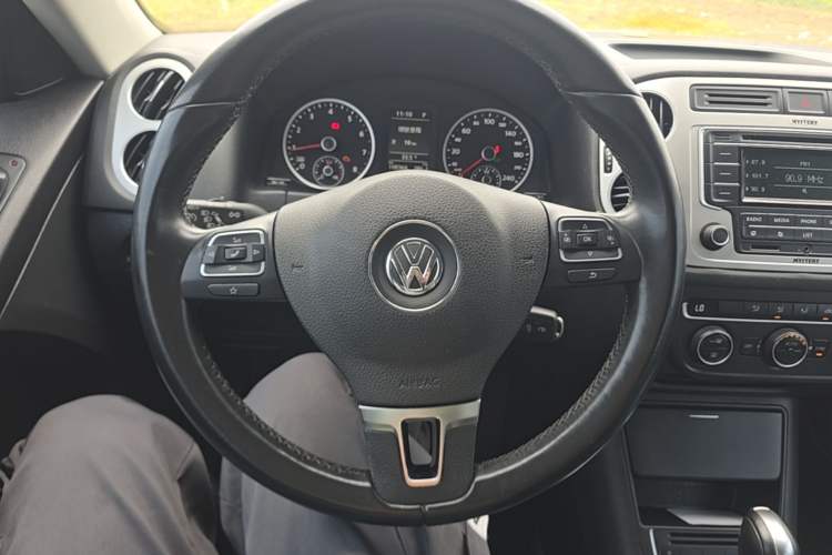 Used Volkswagen Tiguan 2015 1.8TSI Automatic Two-Wheel Drive Comfort Edition Steering Wheel