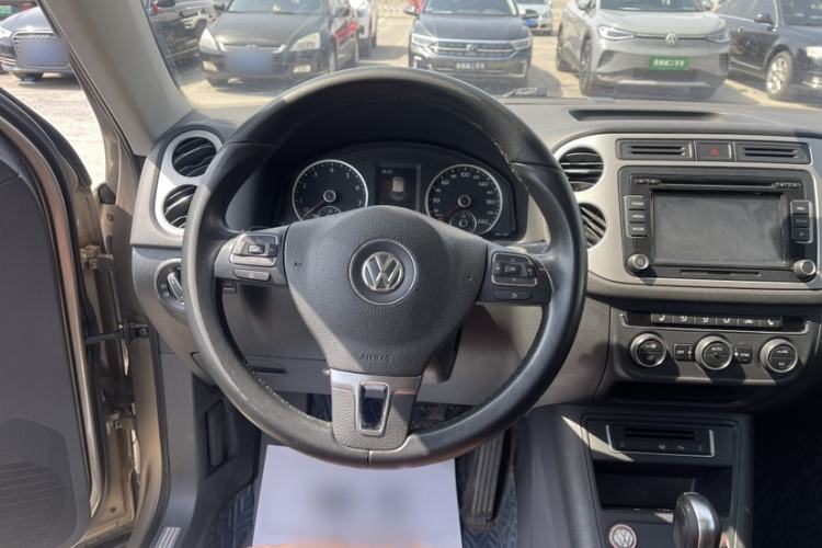 Used Volkswagen Tiguan 2015 2.0 TSI Automatic All-Wheel Drive Flagship Edition Steering Wheel