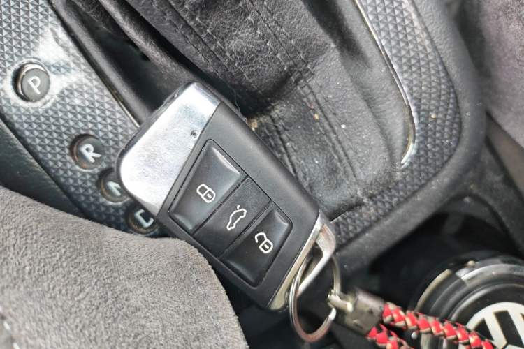Used Volkswagen Tiguan 2015 1.8TSI Automatic Two-Wheel Drive Trend Edition Vehicle Key