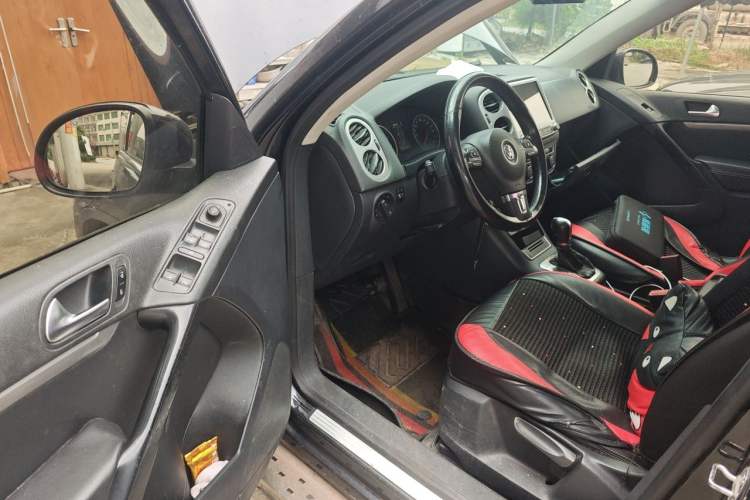 Used Volkswagen Tiguan 2016 300TSI Automatic All-Wheel Drive Fashion Vision Edition Driver Seat