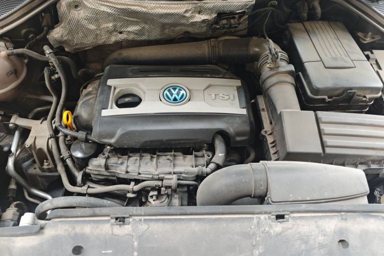 Used Volkswagen Tiguan 2016 300TSI Automatic Two-Wheel Drive Luxury Edition Engine Bay