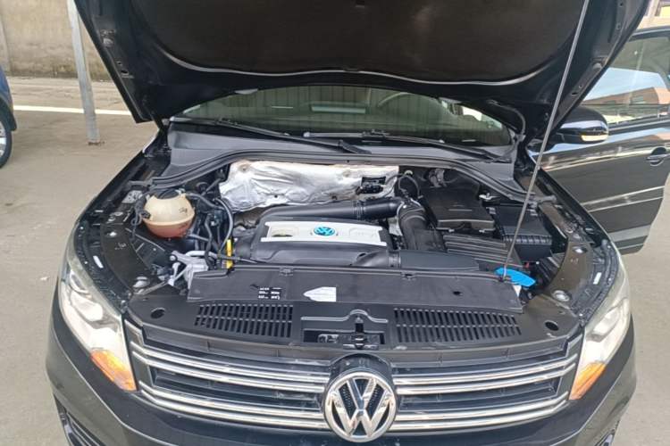 Used Volkswagen Tiguan 2016 300TSI Automatic Two-Wheel Drive Trend Edition Engine Bay