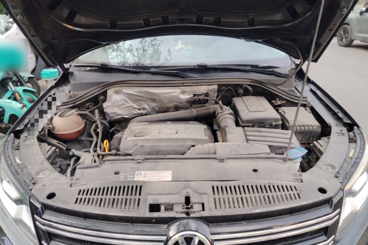 Used Volkswagen Tiguan 2016 300TSI Automatic All-Wheel Drive Luxury Edition Engine Bay