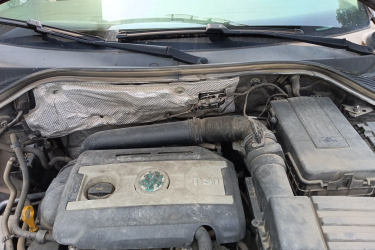 Used Volkswagen Tiguan 2016 300TSI Automatic Two-Wheel Drive Comfort Edition Engine Bay