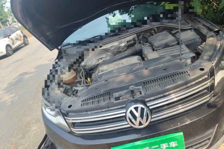 Used Volkswagen Tiguan 2016 300TSI Automatic Two-Wheel Drive Luxury Edition Engine Bay Right