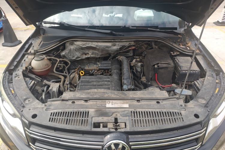 Used Volkswagen Tiguan 2016 280TSI Automatic Two-Wheel Drive Silk Road Comfort Edition Engine Bay