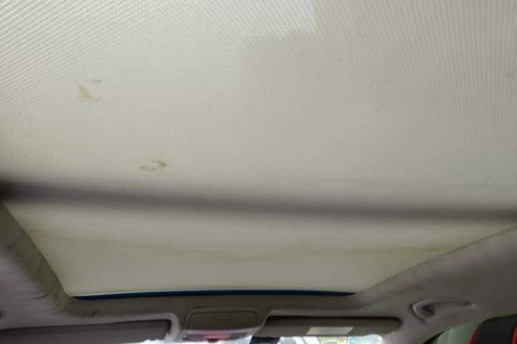 Used Volkswagen Tiguan 2016 300TSI Automatic All-Wheel Drive Fashion Vision Edition Headliner