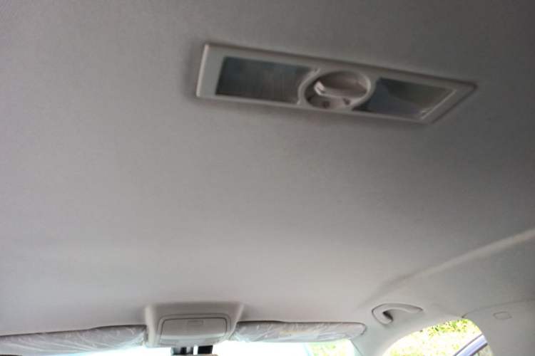 Used Volkswagen Tiguan 2016 300TSI Automatic Two-Wheel Drive Comfort Edition Headliner