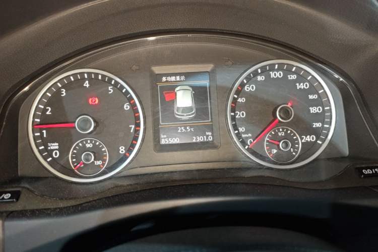 Used Volkswagen Tiguan 2016 300TSI Automatic All-Wheel Drive Luxury Edition Instrument Cluster