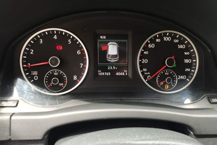 Used Volkswagen Tiguan 2016 300TSI Automatic Two-Wheel Drive Luxury Edition Instrument Cluster