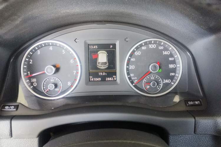 Used Volkswagen Tiguan 2016 300TSI Automatic Two-Wheel Drive Luxury Edition Instrument Cluster